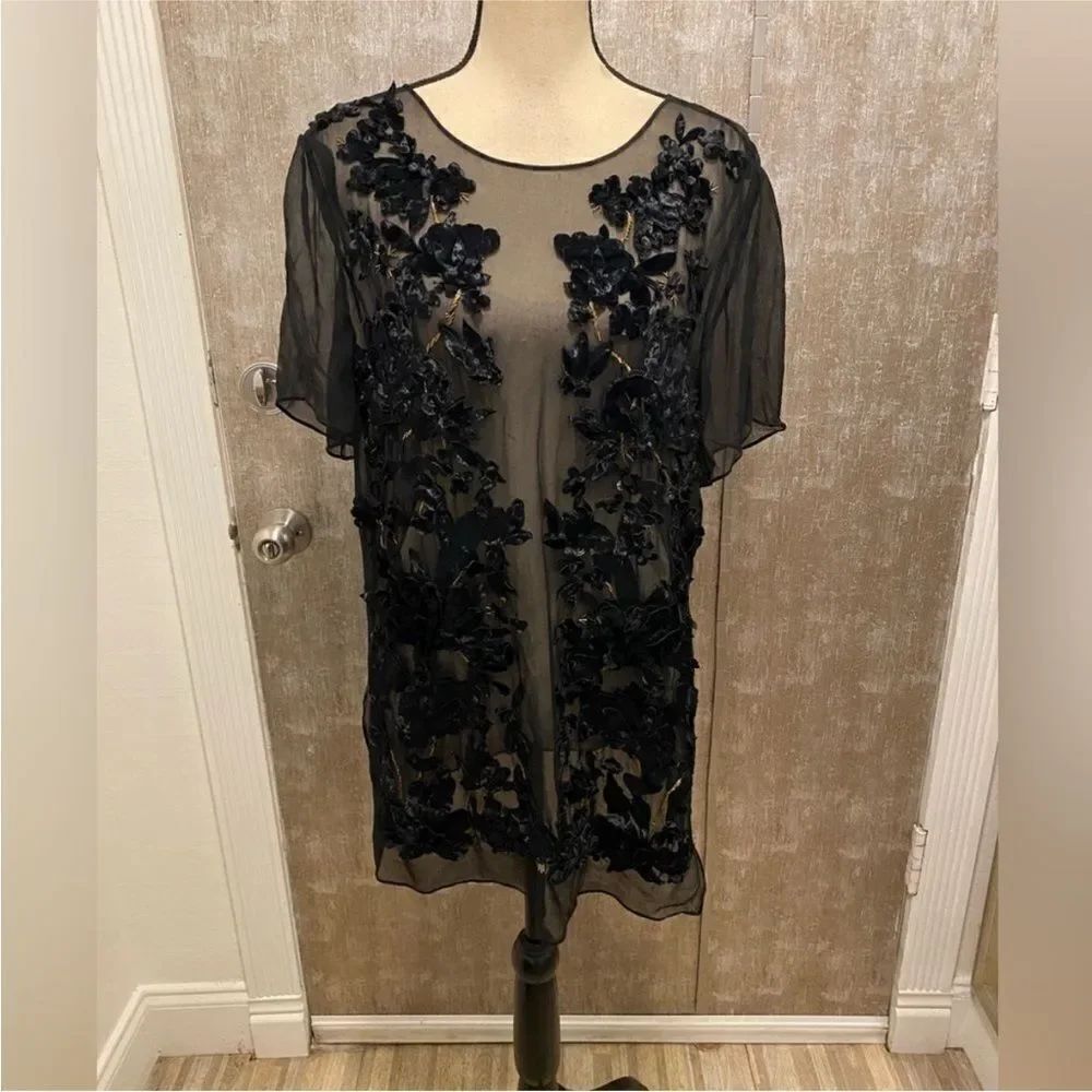 Per Se by Carlisle Black Sheer Floral Embroidered/ embellished tunic top,S
